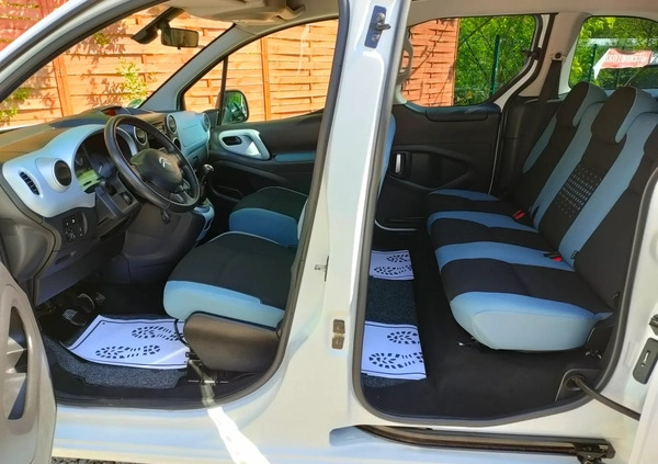 Citroen Berlingo cena 30900 przebieg: 178740, rok produkcji 2014 z Płock małe 466